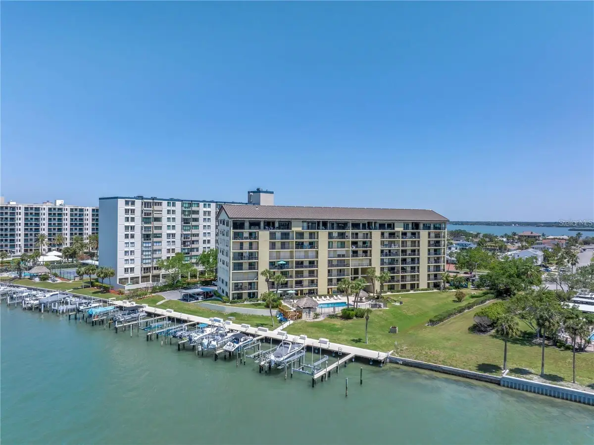 650 Island Way #106, Clearwater Beach, FL 33767 - Image #1