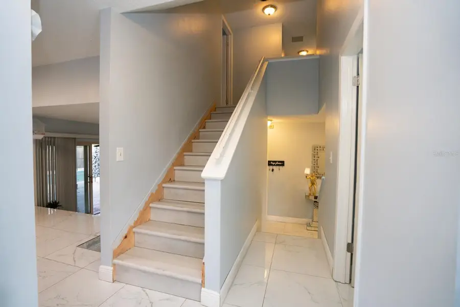 7501 Twelve Oaks Boulevard, Tampa, FL 33634 - Image #3