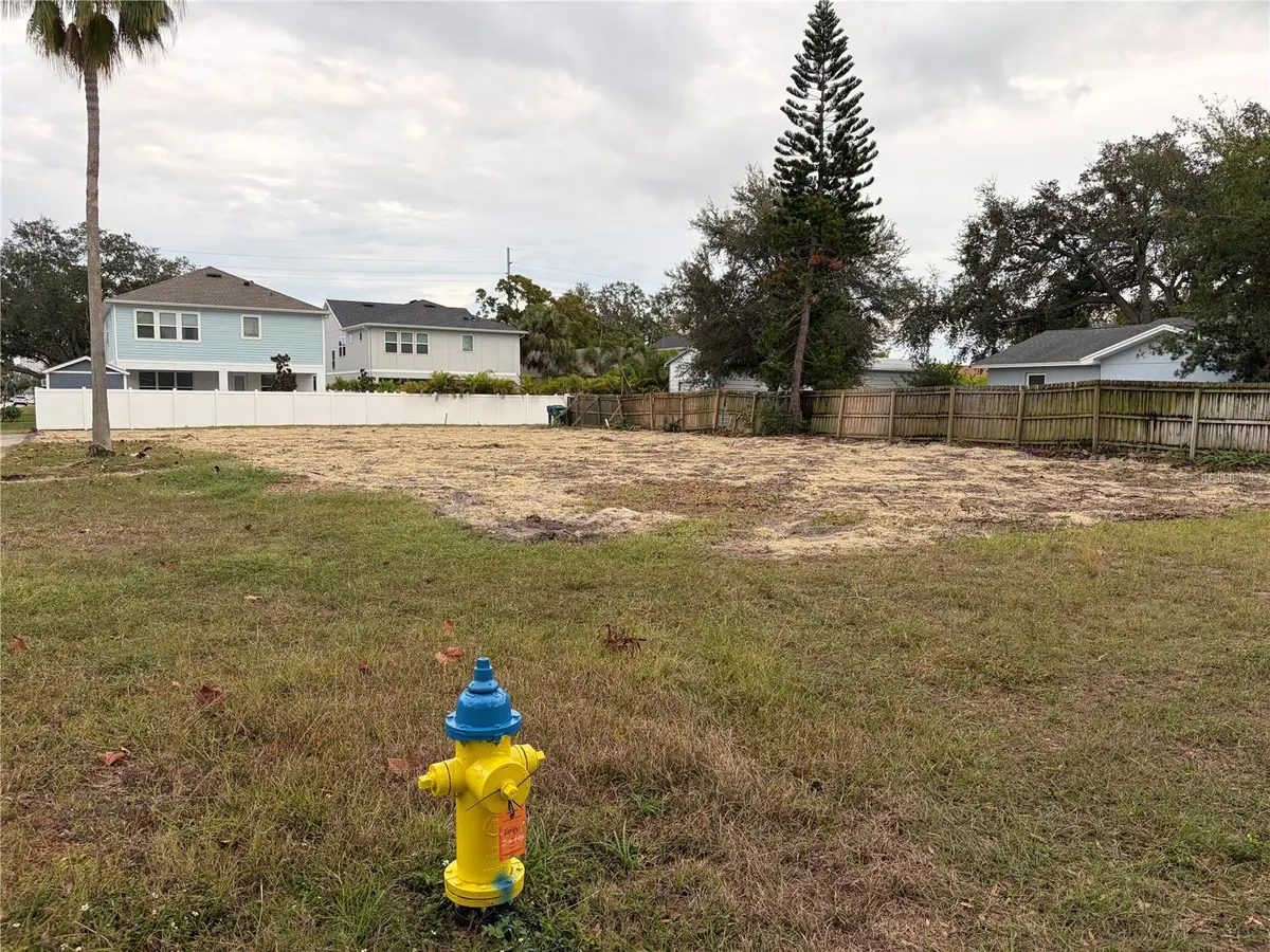 3210 W North B Street, Tampa, FL 33609 - Image #1