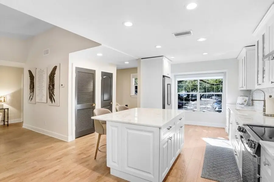 3212 Valley Oaks Drive #3212, Tampa, FL 33618 - Image #2