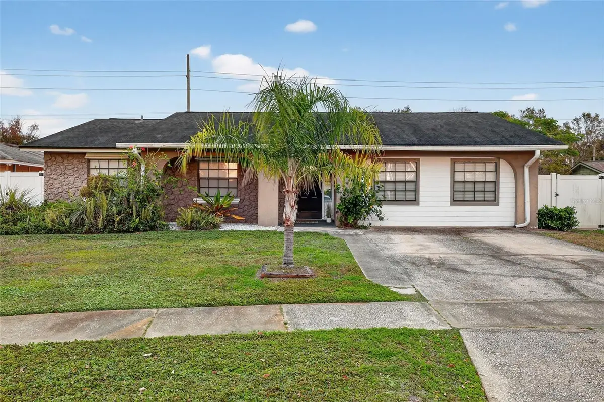 804 Pebblewood Drive, Brandon, FL 33511 - Image #1