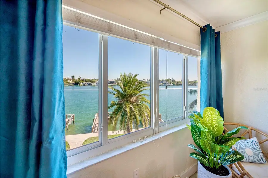 10265 Gulf Boulevard #A306, Saint Petersburg, FL 33706 - Image #2