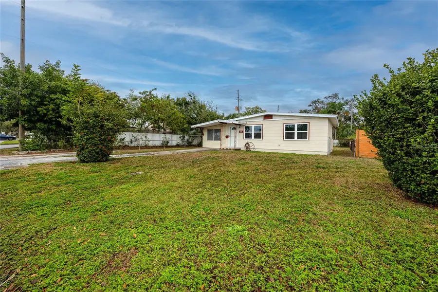 418 39th Avenue N, Saint Petersburg, FL 33703 - #3