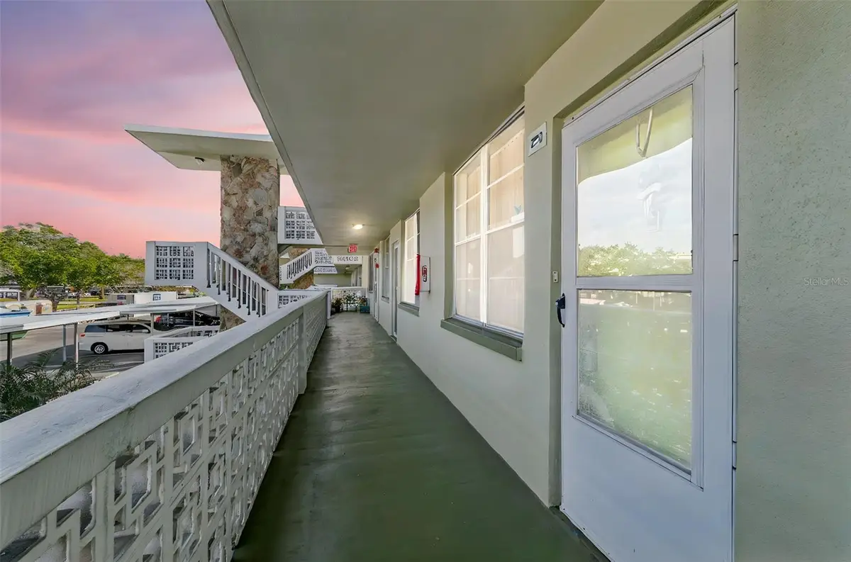 4885 1st Street Ne #203, Saint Petersburg, FL 33703 - Image #1