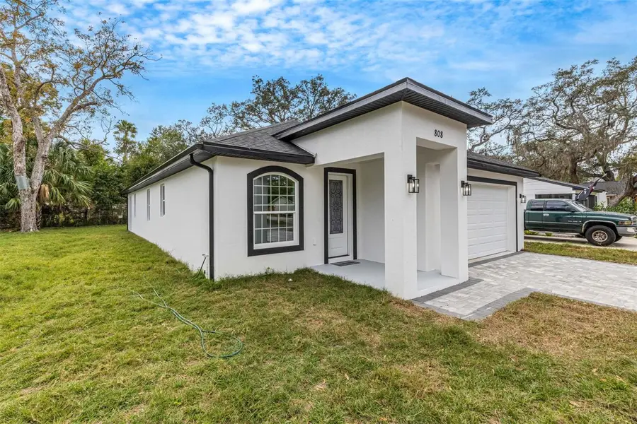 808 W Lowry Lane, Tampa, FL 33604 - Image #2