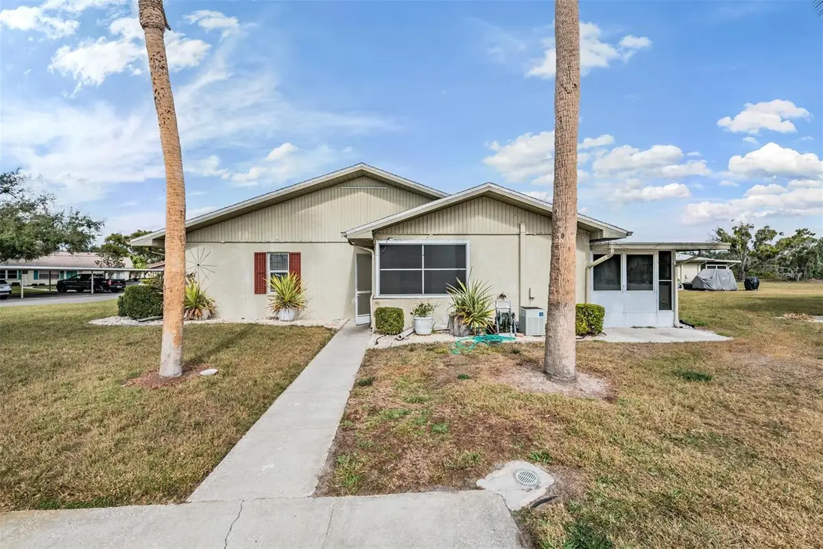 1905 Canterbury Lane #17, Sun City Center, FL 33573 - Image #1