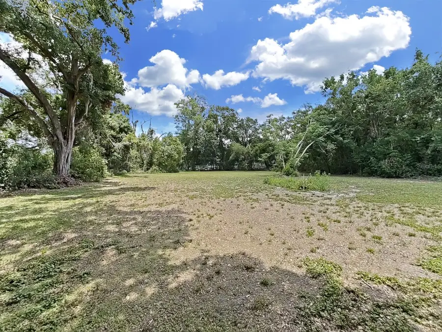 6416 Thonotosassa Rd, Plant City, FL 33565 - Image #2