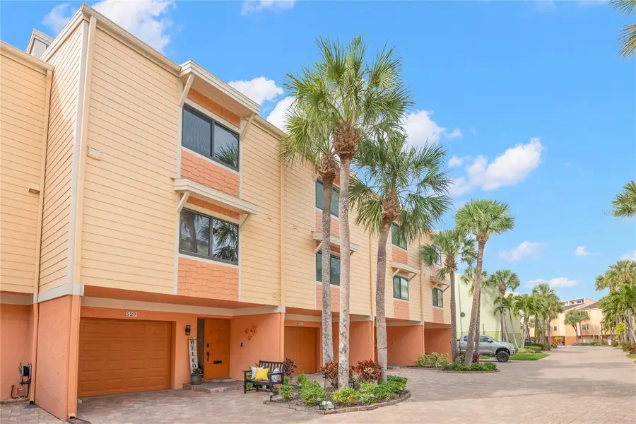 529 Sandy Hook Road, Treasure Island, FL 33706 - Image #3