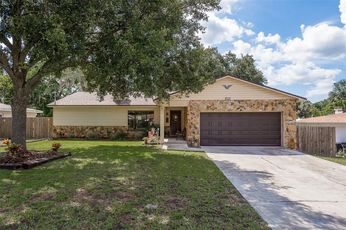 18619 Yocam Avenue, Lutz, FL 33549 - #1