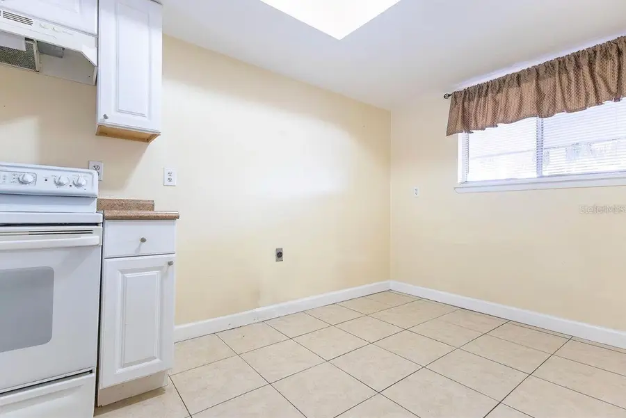 6332 Newtown Circle #32B2, Tampa, FL 33615 - Image #3