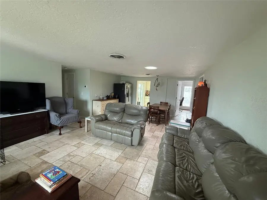 644 Tanager Road, Venice, FL 34293 - Image #3