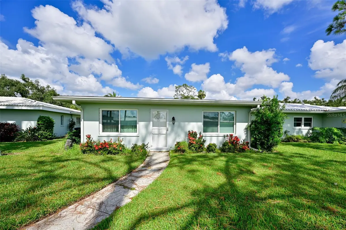 1614 Stafford Lane #1206, Sarasota, FL 34232 - Image #1