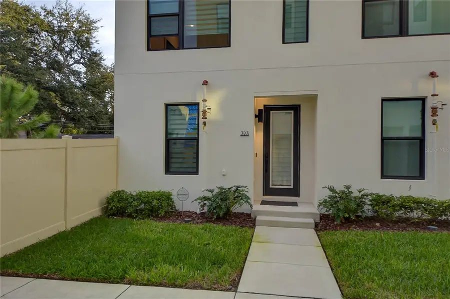 323 15th Street N, Saint Petersburg, FL 33705 - Image #3
