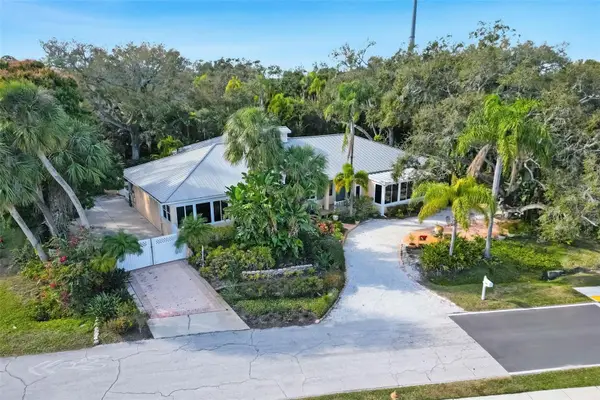 1407 N Bayshore Drive, SAFETY HARBOR, FL 34695