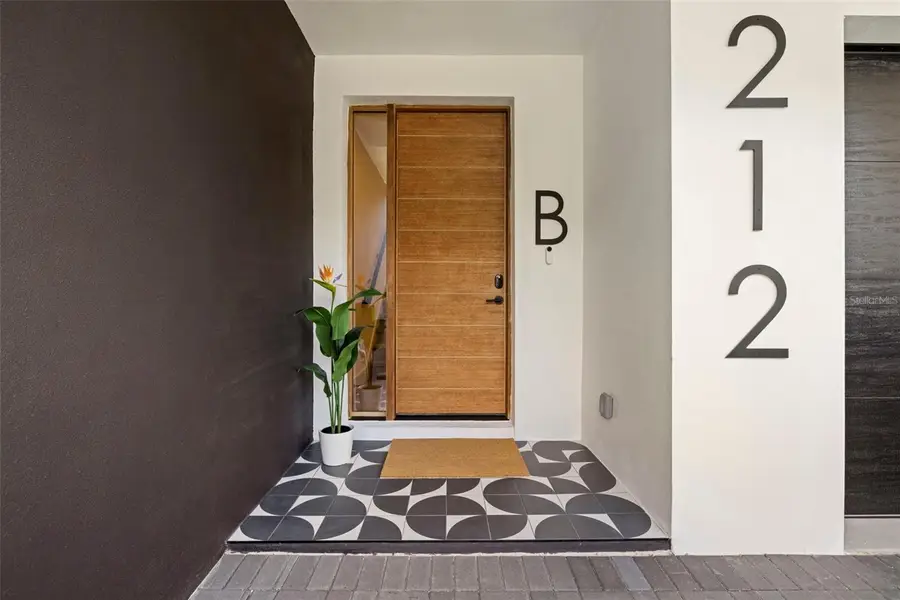 212 W Euclid Avenue #B, Tampa, FL 33602 - Image #2