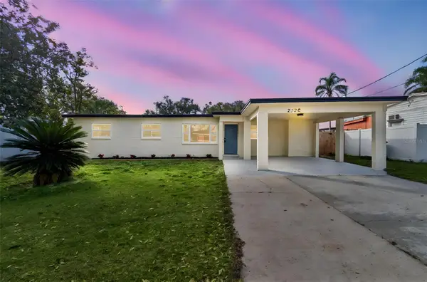 2136 W Minnehaha Street, TAMPA, FL 33604