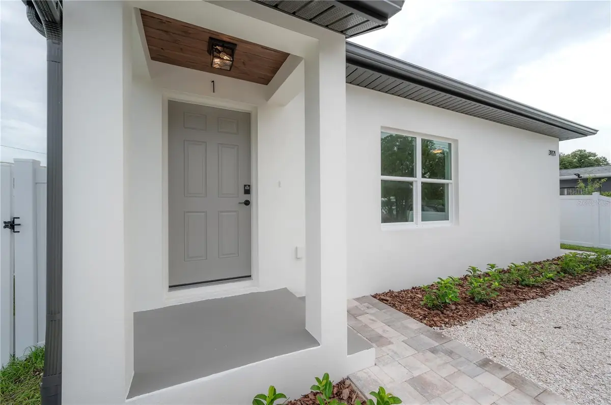 3921 W State Street #1 & 2, Tampa, FL 33609 - Image #1