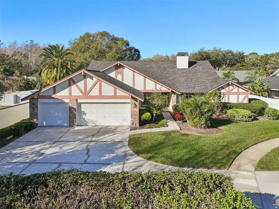 3302 Westmoreland Drive, Tampa, FL 33618 - Image #2