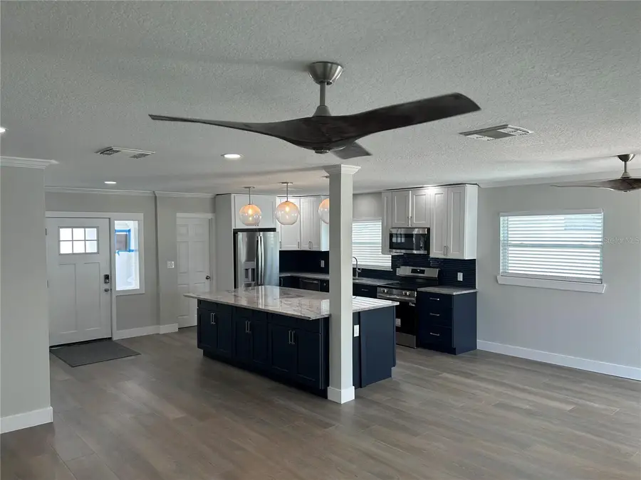 11110 1st Street E, Treasure Island, FL 33706 - Image #3