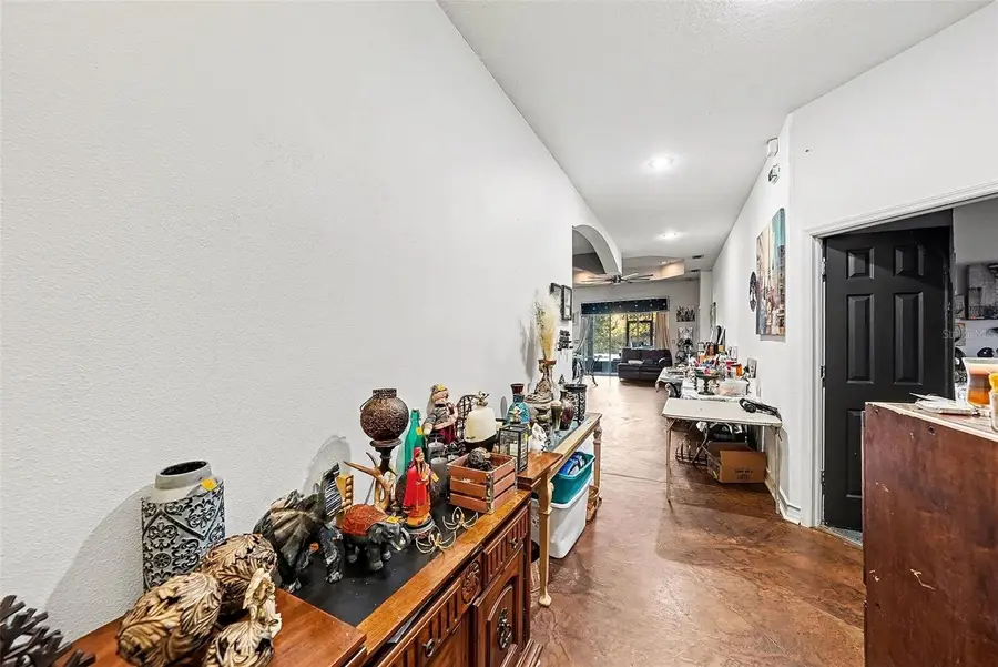 37110 Highland Bluff Circle, Dade City, FL 33523 - Image #3