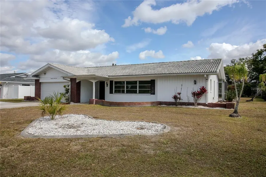 2123 Beneva Road, Sarasota, FL 34232 - Image #2