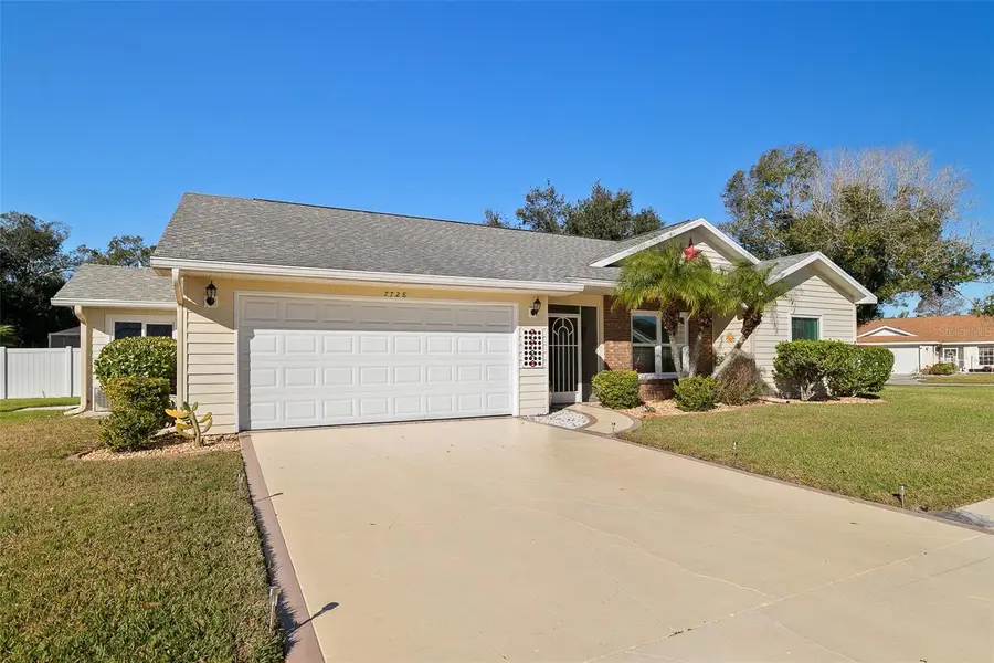 7728 34th Court E, Sarasota, FL 34243 - #2