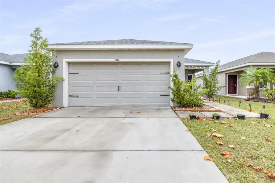 7312 Indigo Oasis Court, Gibsonton, FL 33534 - Image #2