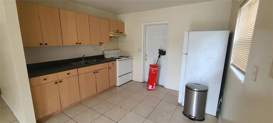 1109 E Seneca Avenue, Tampa, FL 33612 - Image #3