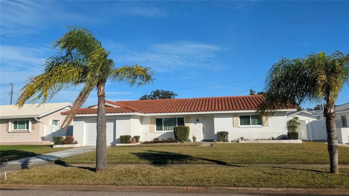 11093 57th Terrace, Seminole, FL 33772 - #1