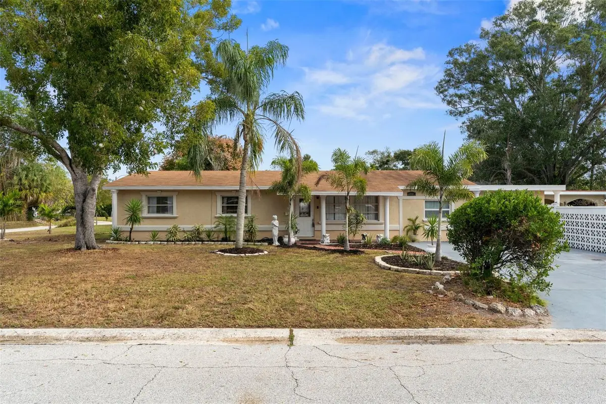 755 43rd Street N, Saint Petersburg, FL 33713 - Image #1