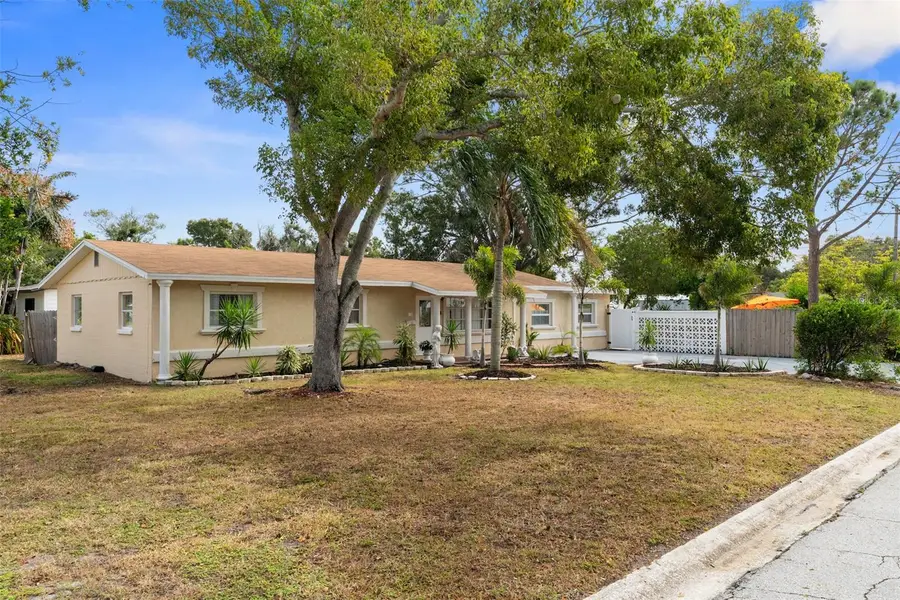 755 43rd Street N, Saint Petersburg, FL 33713 - Image #2