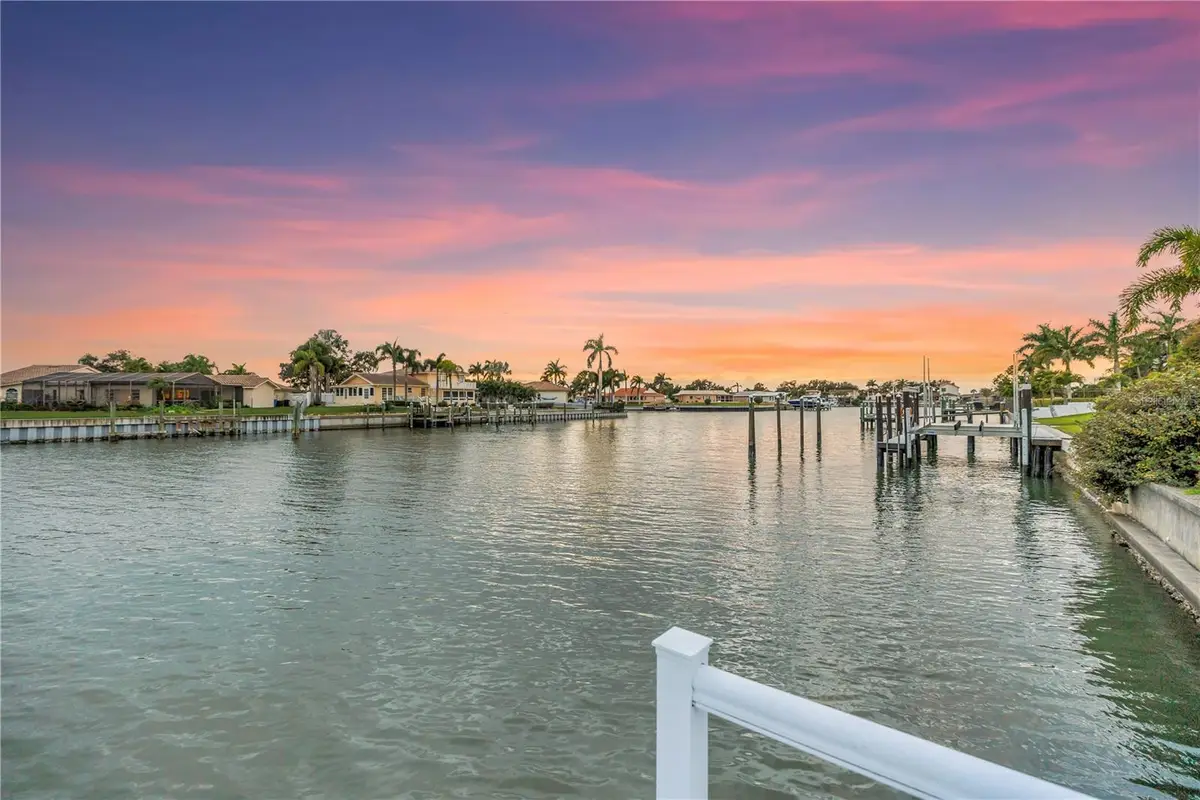 4114 42nd Avenue S, Saint Petersburg, FL 33711 - Image #1