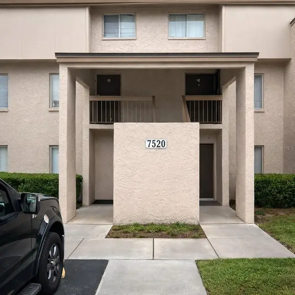 7520 Needle Leaf Place #40, TAMPA, FL 33617