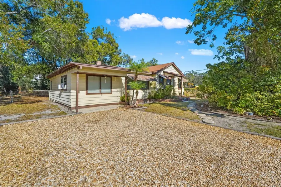 3207 W Wyoming Avenue, Tampa, FL 33611 - Image #2