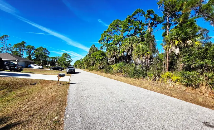 17492 Waco Avenue, Port Charlotte, FL 33948 - Image #3