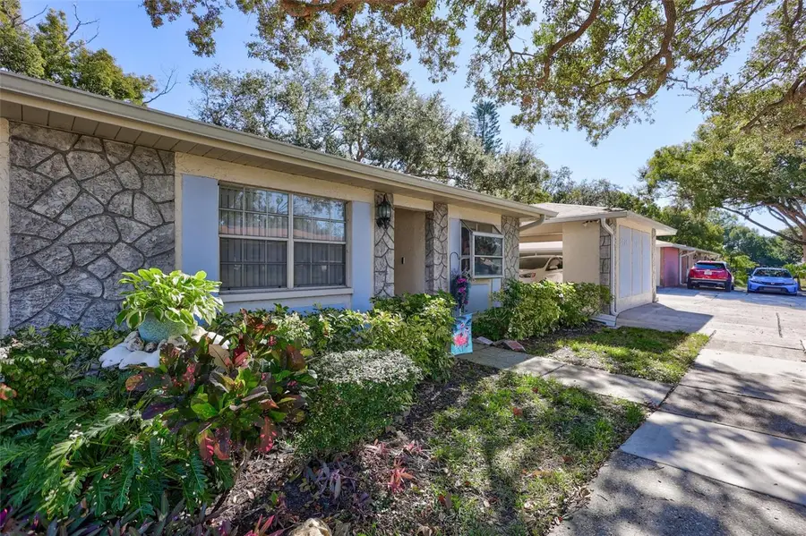 2231 Lark Circle E #F, Palm Harbor, FL 34684 - #2