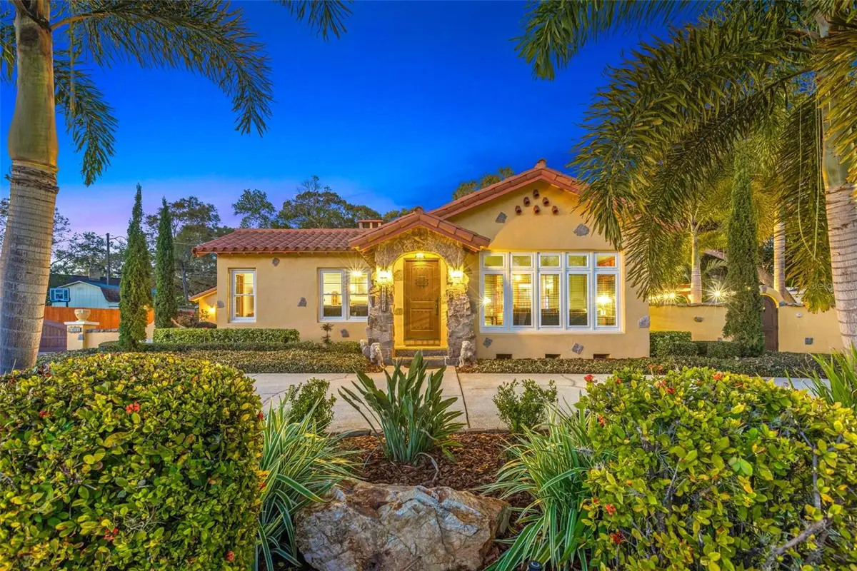 1431 22nd Avenue N, Saint Petersburg, FL 33704 - #1