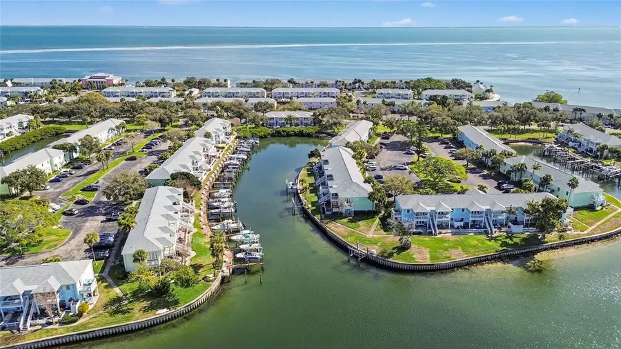 5176 Salmon Drive Se #D, Saint Petersburg, FL 33705 - #2