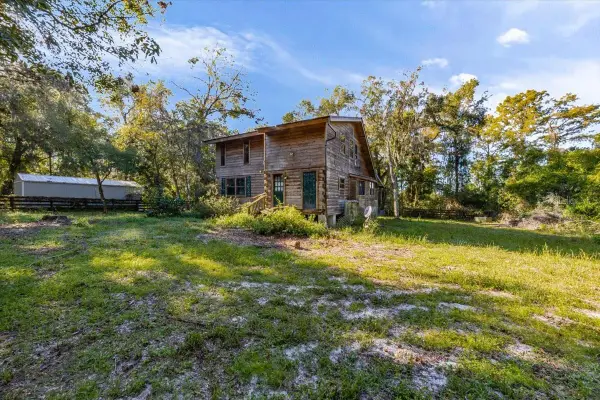 9510 E Oak Court, FLORAL CITY, FL 34436