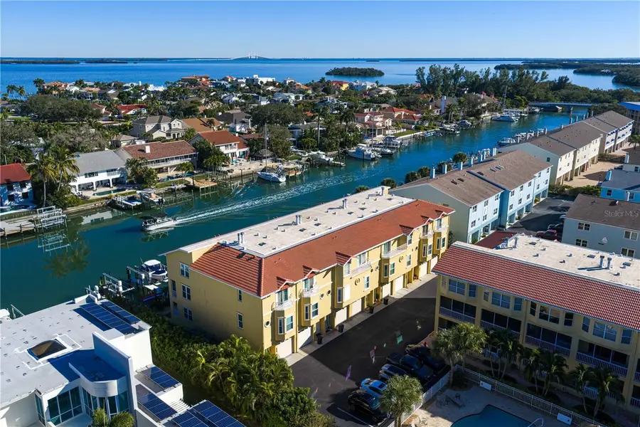 1067 Pinellas Bayway S, Saint Petersburg, FL 33715 - #2