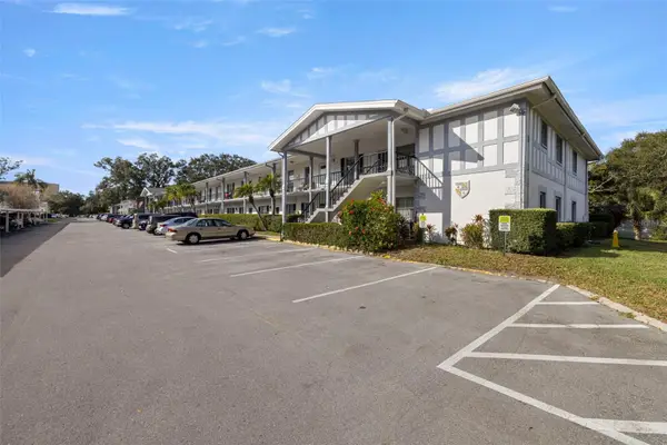 100 Glennes Lane #207, DUNEDIN, FL 34698
