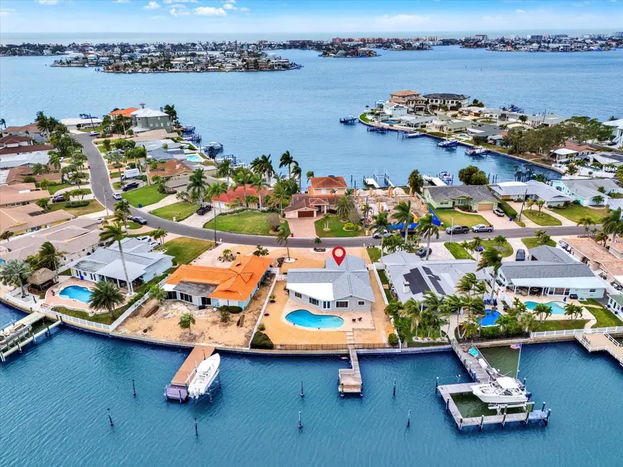 5675 Bayview Drive, Seminole, FL 33772 - #2