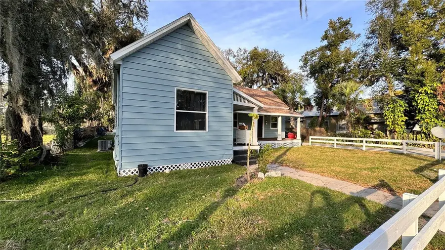 904 W Reynolds Street, Plant City, FL 33563 - #3