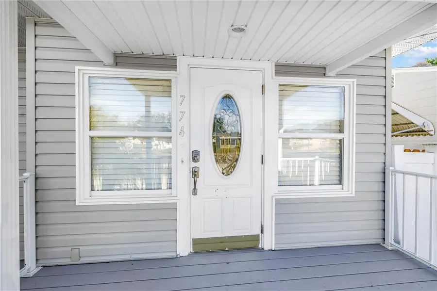 774 40th Avenue Ne, Saint Petersburg, FL 33703 - #3