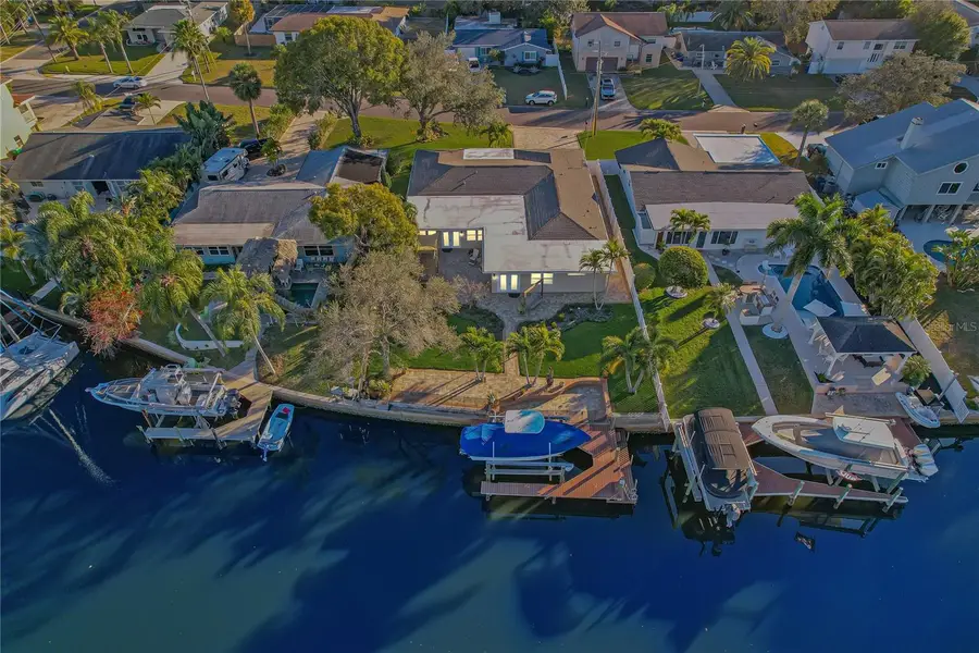 335 Crosswinds Drive, Palm Harbor, FL 34683 - Image #2