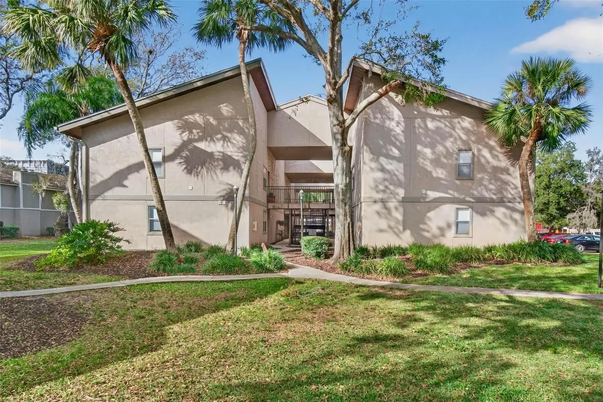 4207 Winding Moss Trail #104, Tampa, FL 33613 - Image #1