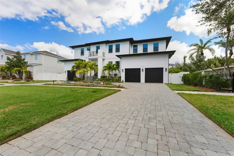 481 W Davis Boulevard, Tampa, FL 33606 - #2