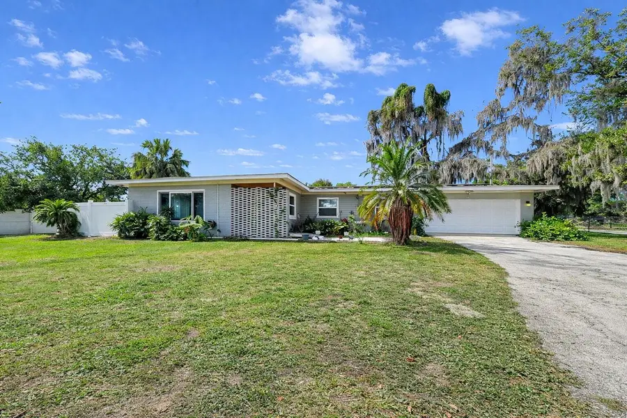 913 Helena Drive, Brandon, FL 33511 - Image #2