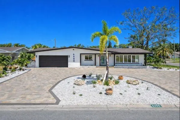 6400 Mockingbird Way S, ST PETERSBURG, FL 33707