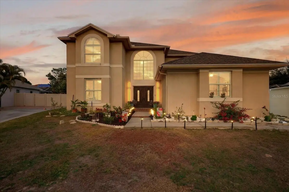 811 Sandcastle Circle, Brandon, FL 33511 - #1